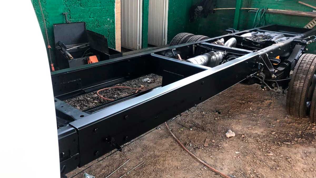 ALARGADO Y ACORAZADO DE CHASIS